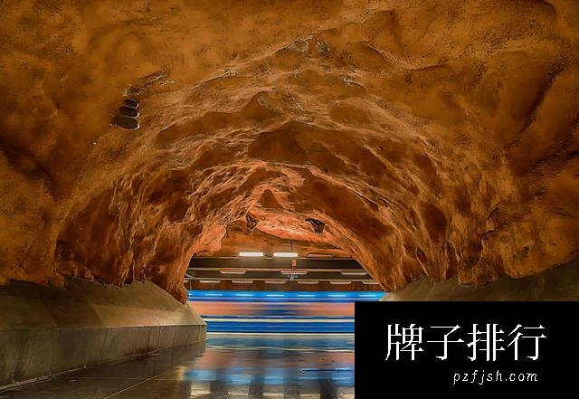 世界上最深的地铁站：深入地下70米，因太美而被誉为地下博物馆 