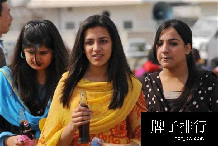 印度美女来中国游玩  回国后大骂印度媒体  颠倒是非真可恨
