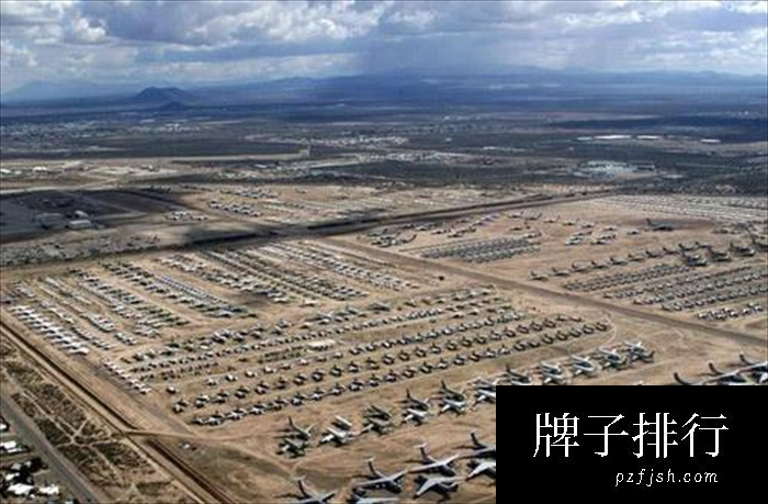 世界上最大的飞机坟场 拥有4400多架美军退役飞机(美国AMARG)
